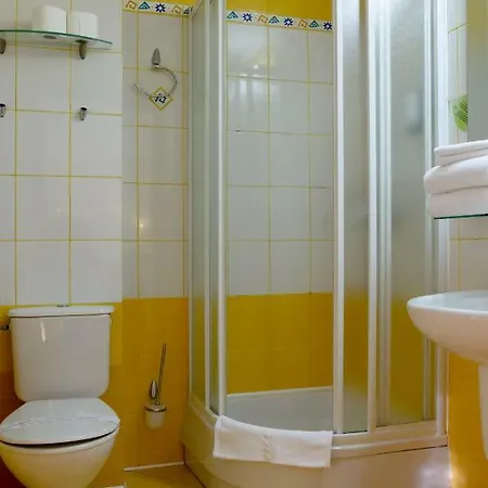 Kormoran Medispa 4* רובי